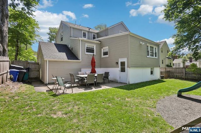 30 Sherbrooke Parkway, Livingston, NJ 07039