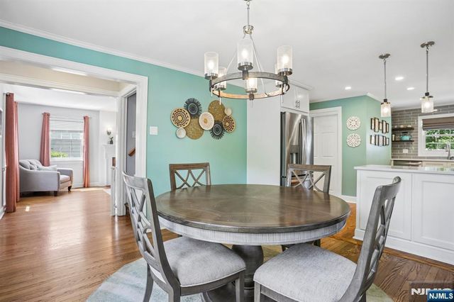 30 Sherbrooke Parkway, Livingston, NJ 07039