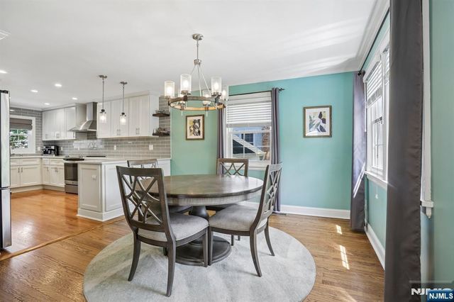 30 Sherbrooke Parkway, Livingston, NJ 07039