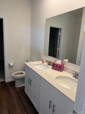 148 Acorn Cir, Boerne, TX 78006