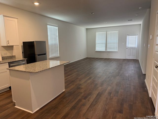 148 Acorn Cir, Boerne, TX 78006