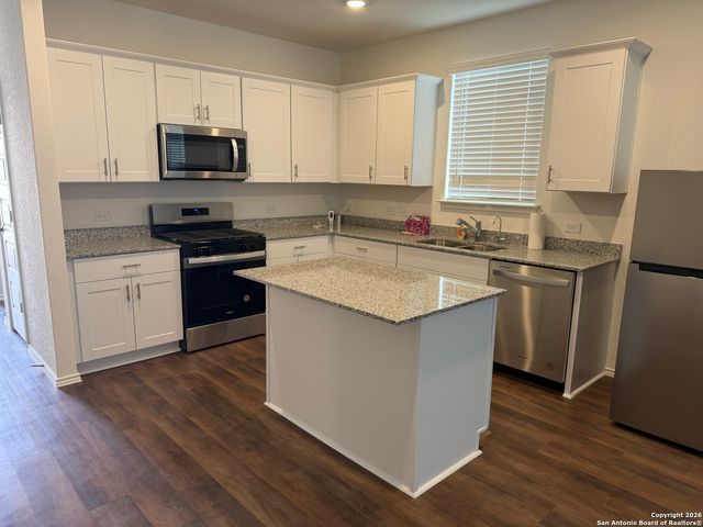 148 Acorn Cir, Boerne, TX 78006