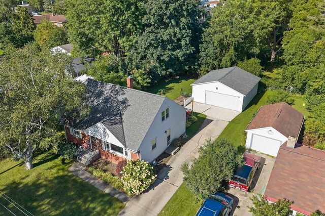 2316 MEADOW LANE, Green Bay, WI 54301