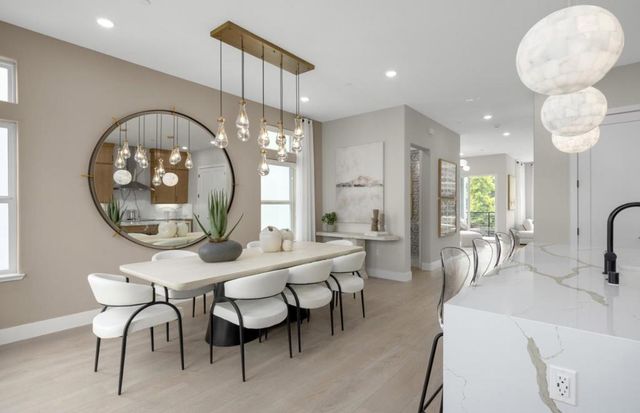 273 Llewellyn Avenue 010-18 Plan 2, Campbell, CA 95008