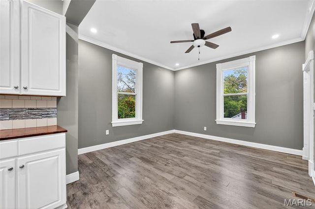 2434 Mary Avenue, Jennings, MO 63136