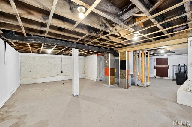 2434 Mary Avenue, Jennings, MO 63136