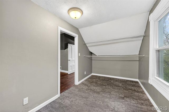 2434 Mary Avenue, Jennings, MO 63136