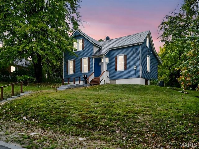 2434 Mary Avenue, Jennings, MO 63136