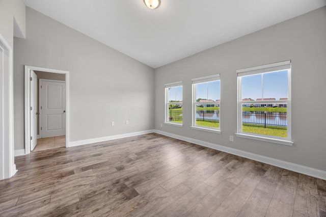 752 Cherry Blossom Dr., Murrells Inlet, SC 29576