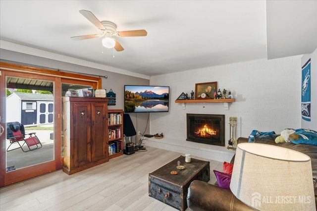 12 Holmes Avenue, Monroe, NJ 08831