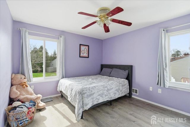 12 Holmes Avenue, Monroe, NJ 08831