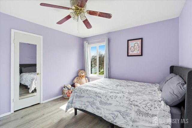 12 Holmes Avenue, Monroe, NJ 08831