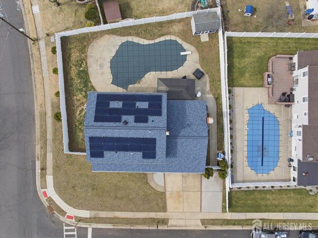 12 Holmes Avenue, Monroe, NJ 08831