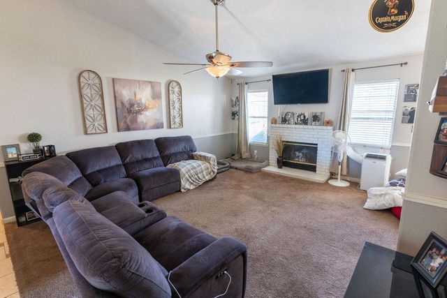 2315 Magill Avenue, Clovis, CA 93611