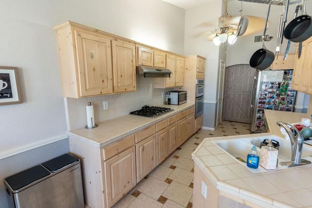 2315 Magill Avenue, Clovis, CA 93611