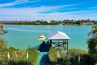 6076 Castaways LN, Sanibel, FL 33957