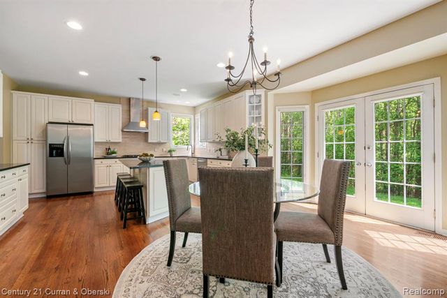 27852 Larson Lane, Farmington Hills, MI 48331