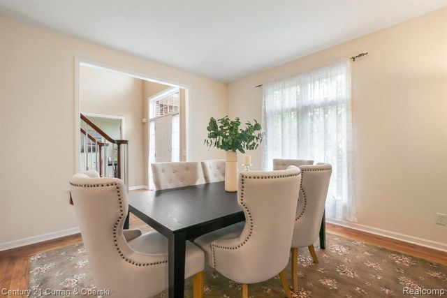 27852 Larson Lane, Farmington Hills, MI 48331