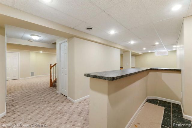 27852 Larson Lane, Farmington Hills, MI 48331
