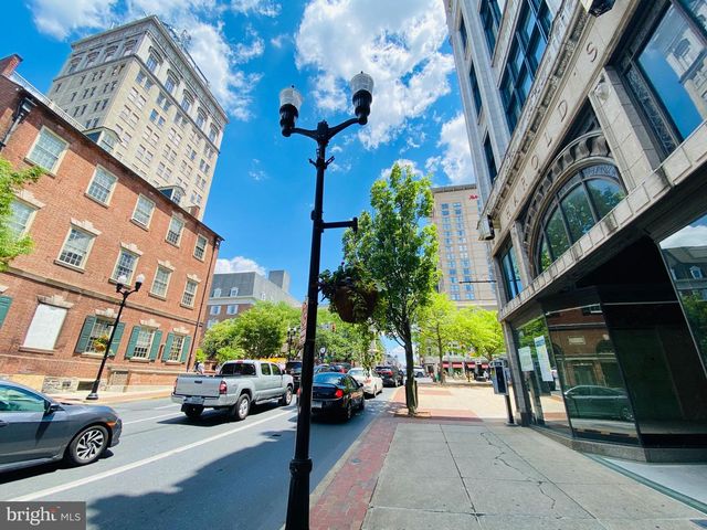 8 W KING #818, Lancaster, PA 17603