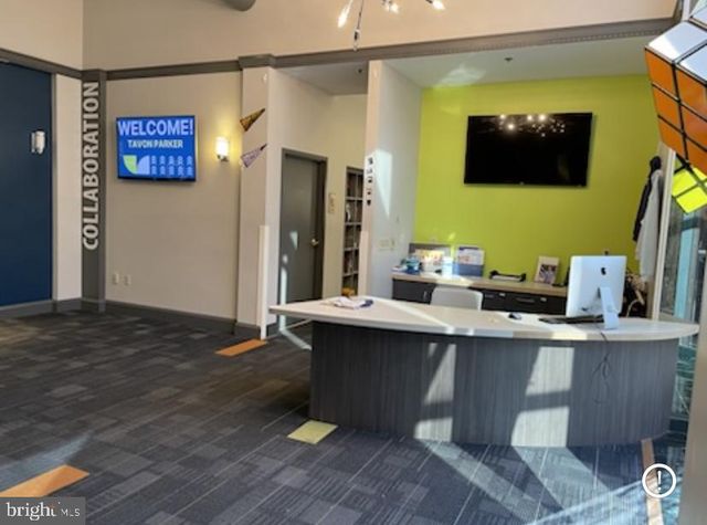 8 W KING #818, Lancaster, PA 17603