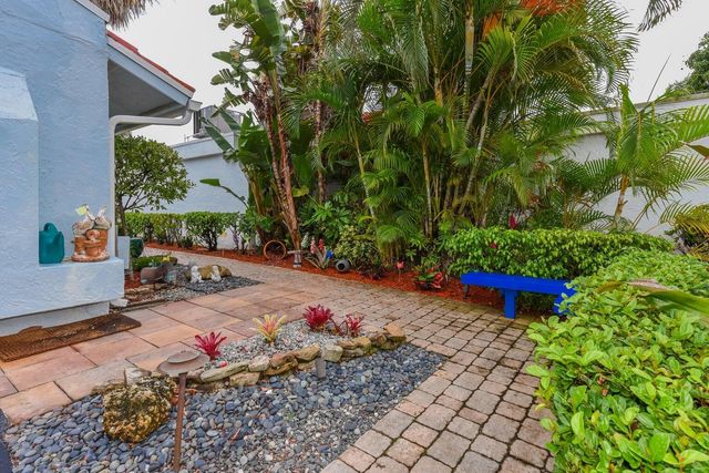 5518 Ainsley Court, Boynton Beach, FL 33437