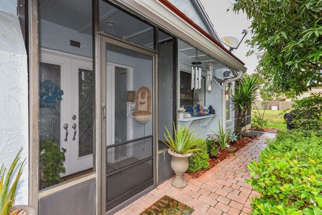 5518 Ainsley Court, Boynton Beach, FL 33437