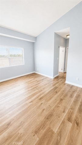 7900 Woodman Avenue 105, Panorama City, CA 91402