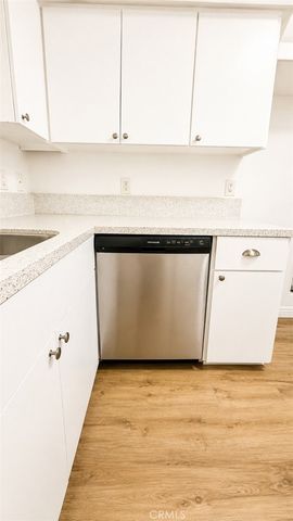 7900 Woodman Avenue 105, Panorama City, CA 91402