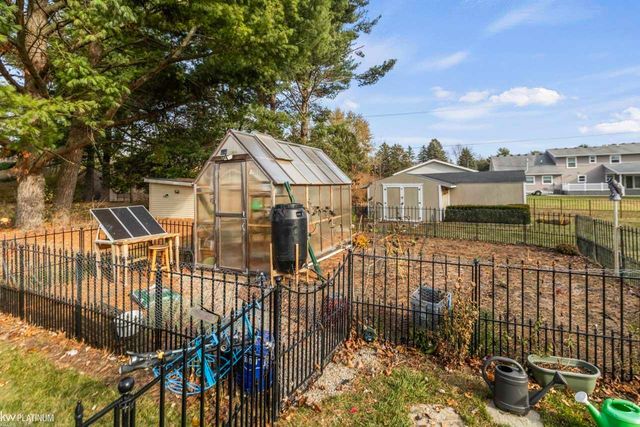 3230 Range Road, Port Huron Twp, MI 48060