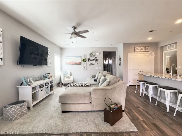 78 Summer Rhapsody Avenue, Henderson, NV 89015