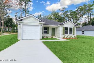409 RUSTIC Road, Satsuma, FL 32189