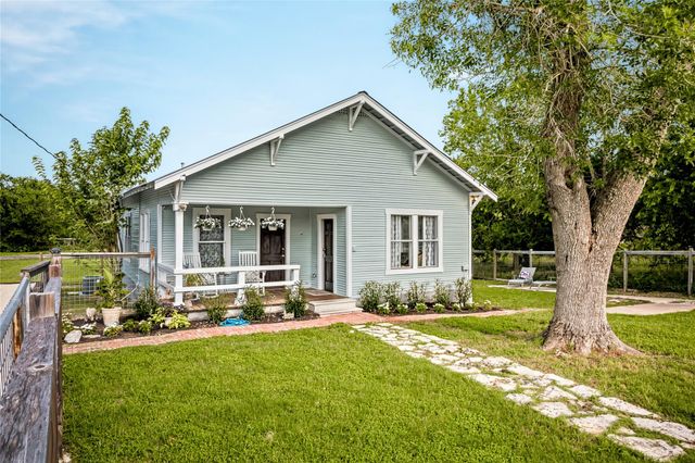372 Old Lockhart RD, Lockhart, TX 78644