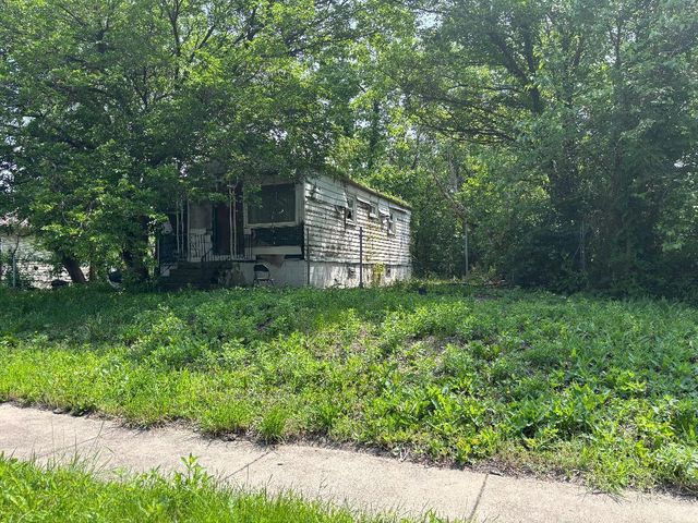 2693 Polk Place, Gary, IN 46407