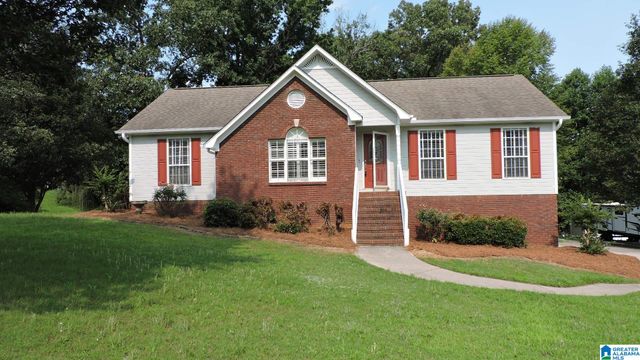1223 CINDER CIRCLE, Warrior, AL 35180