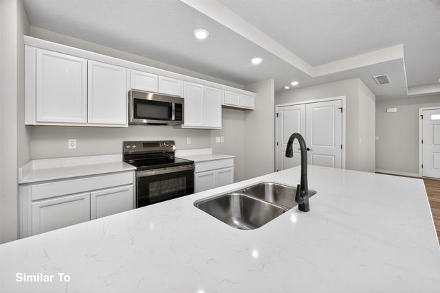 2126 Legacy Drive, Norwalk, IA 50211