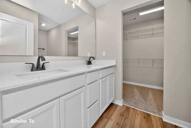 2126 Legacy Drive, Norwalk, IA 50211