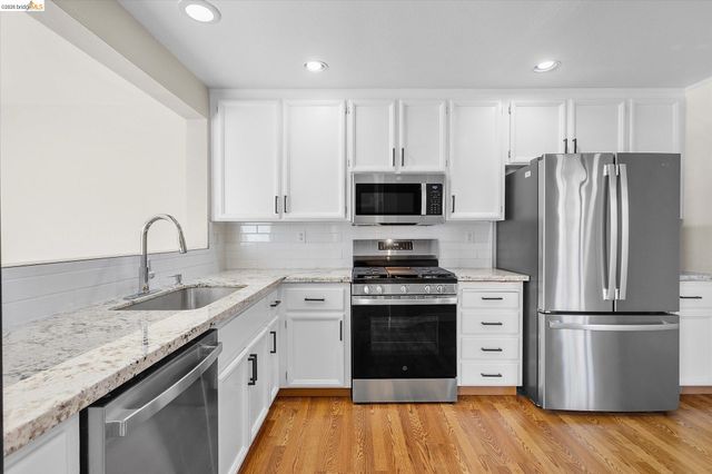 1758 Nandina Ct, Antioch, CA 94531