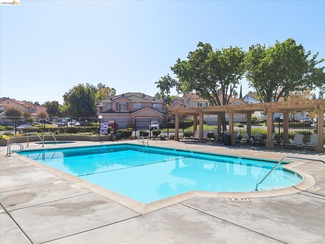 1758 Nandina Ct, Antioch, CA 94531