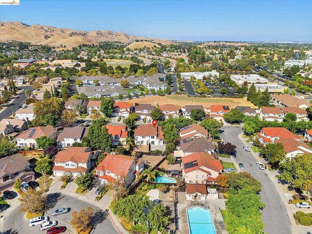 1758 Nandina Ct, Antioch, CA 94531