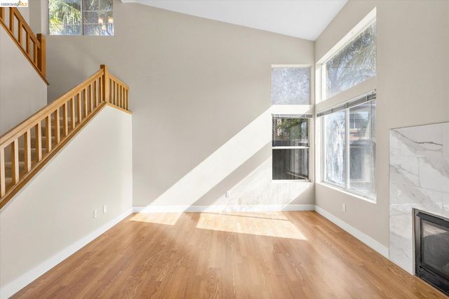 1758 Nandina Ct, Antioch, CA 94531