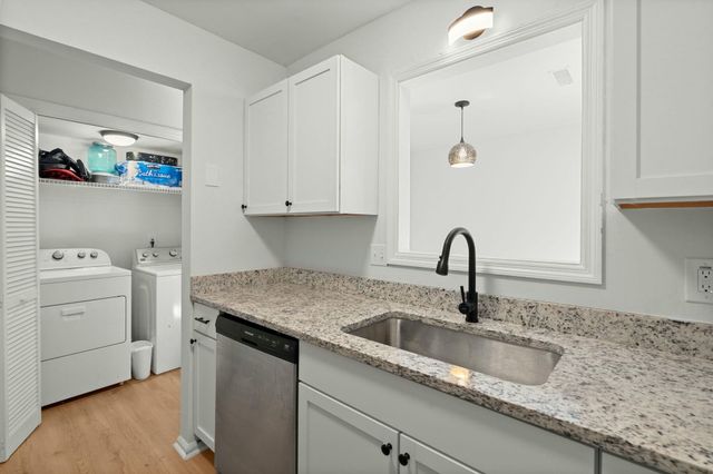 195 Pine Shadow Drive, Goose Creek, SC 29445