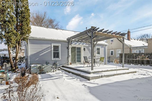 14173 San Jose Avenue, Redford, MI 48239