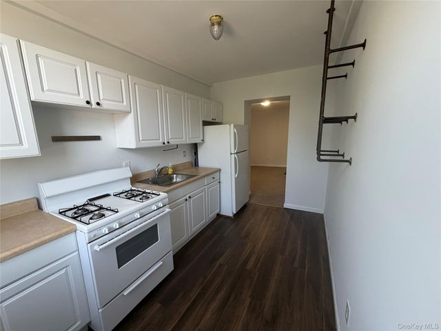 37 East Main Street 201, Oyster Bay, NY 11771