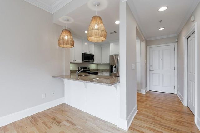 2255 Peachtree NE Road 620, Atlanta, GA 30309