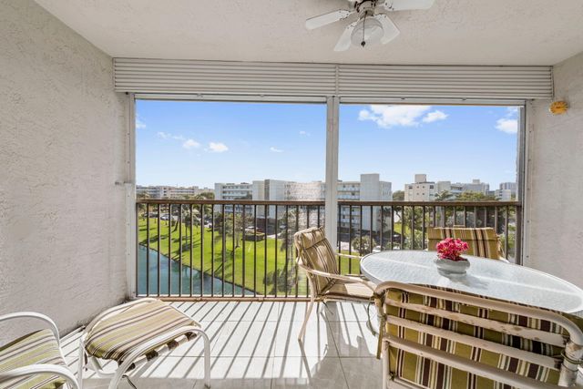 170 SE 5th Avenue Apt 505, Dania Beach, FL 33004