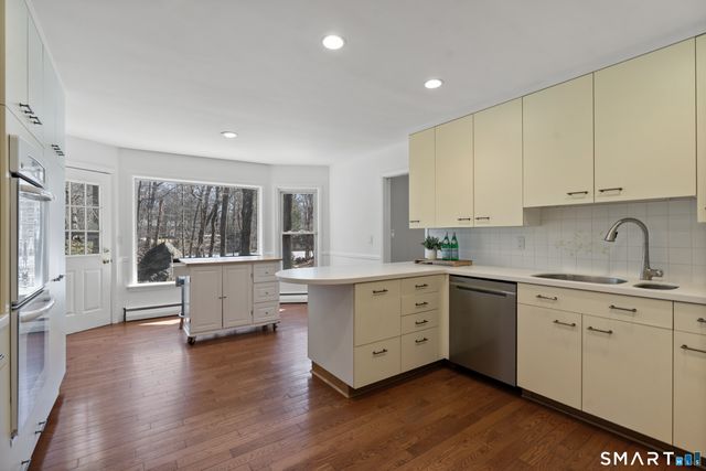 202 Fox Ridge Road, Stamford, CT 06903