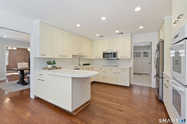 202 Fox Ridge Road, Stamford, CT 06903