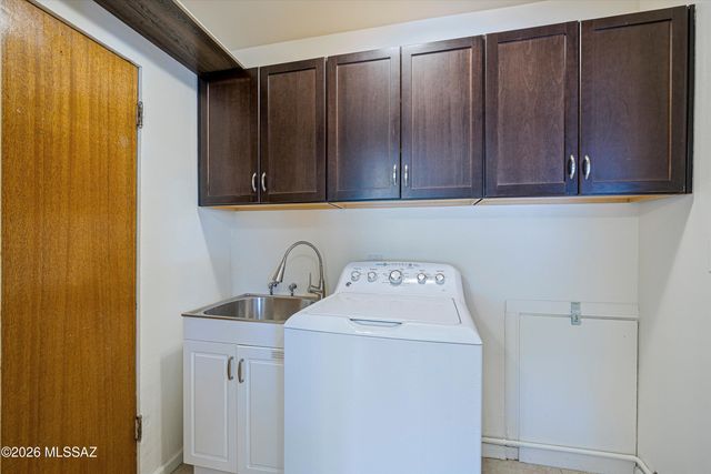 2451 N Richey Boulevard, Tucson, AZ 85716