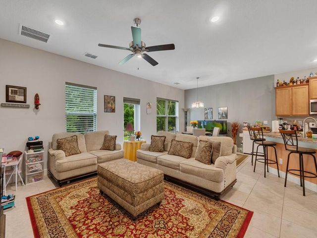 710 NE Turtleback Trail, Port St. Lucie, Port St Lucie, FL 34983